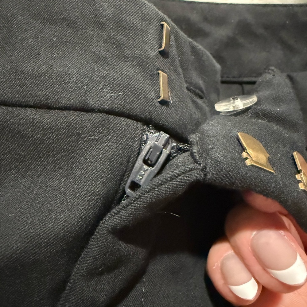 Old Navy Black High-Rise Pixie Pants Size 8 - Picture 4 of 11